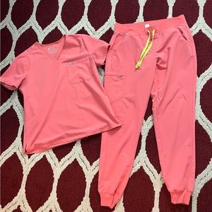 Figs coral color pants large tall top large